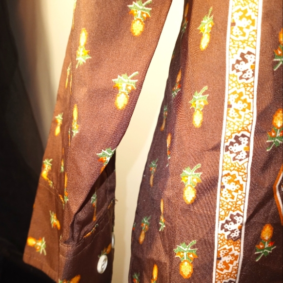 1960s golden arrow button up. Sz s - Picture 3 of 7